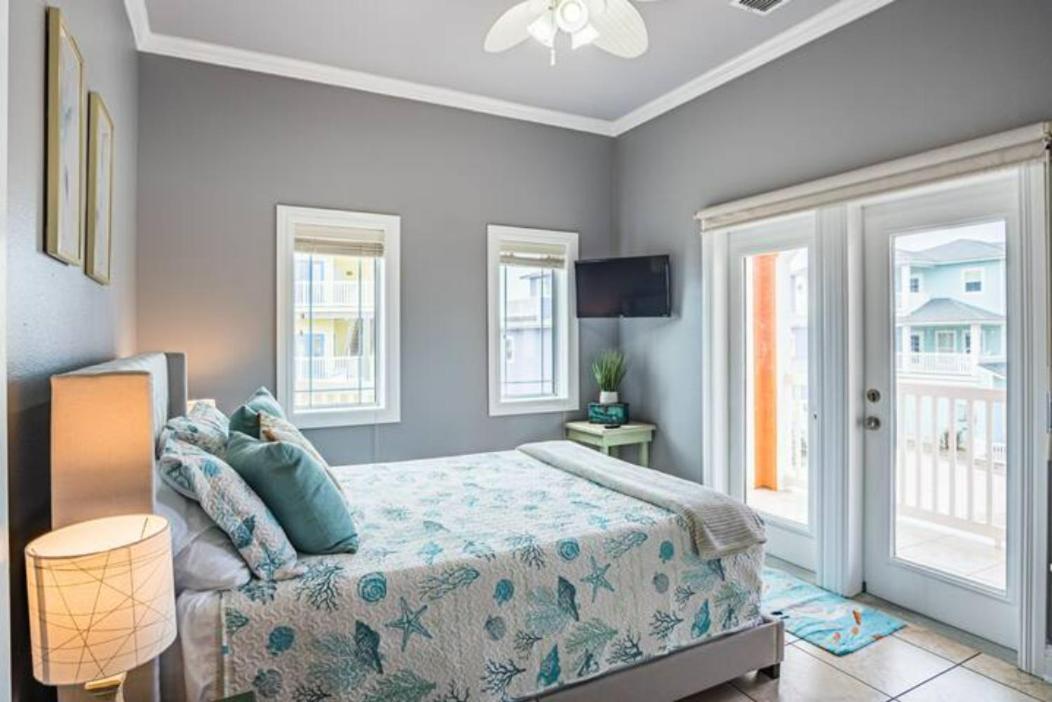 7 Bedroom Home Steps To The Beach With 4 Patios And Pool! Sleeps 20 Port Aransas Luaran gambar
