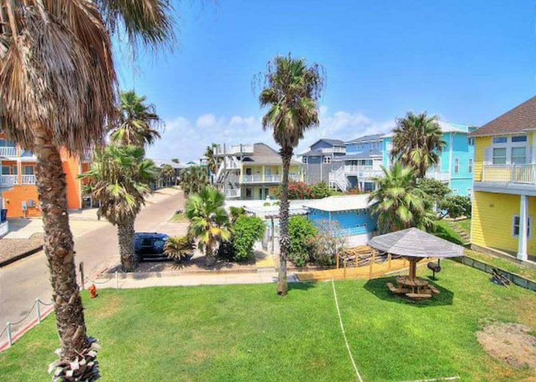 7 Bedroom Home Steps To The Beach With 4 Patios And Pool! Sleeps 20 Port Aransas Luaran gambar