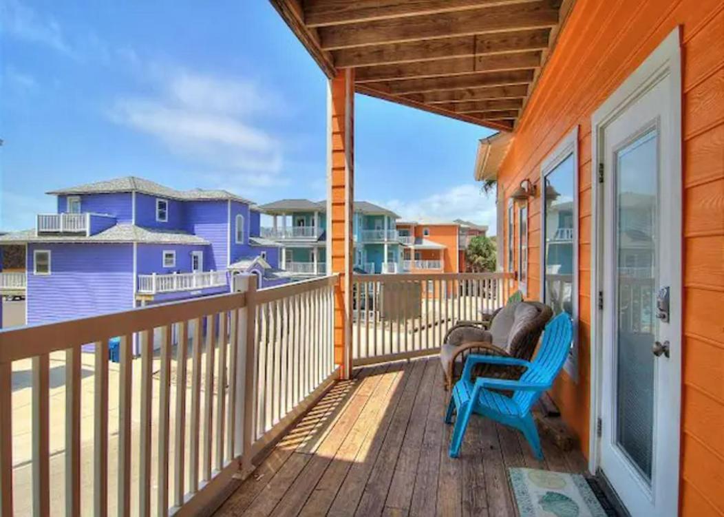7 Bedroom Home Steps To The Beach With 4 Patios And Pool! Sleeps 20 Port Aransas Luaran gambar