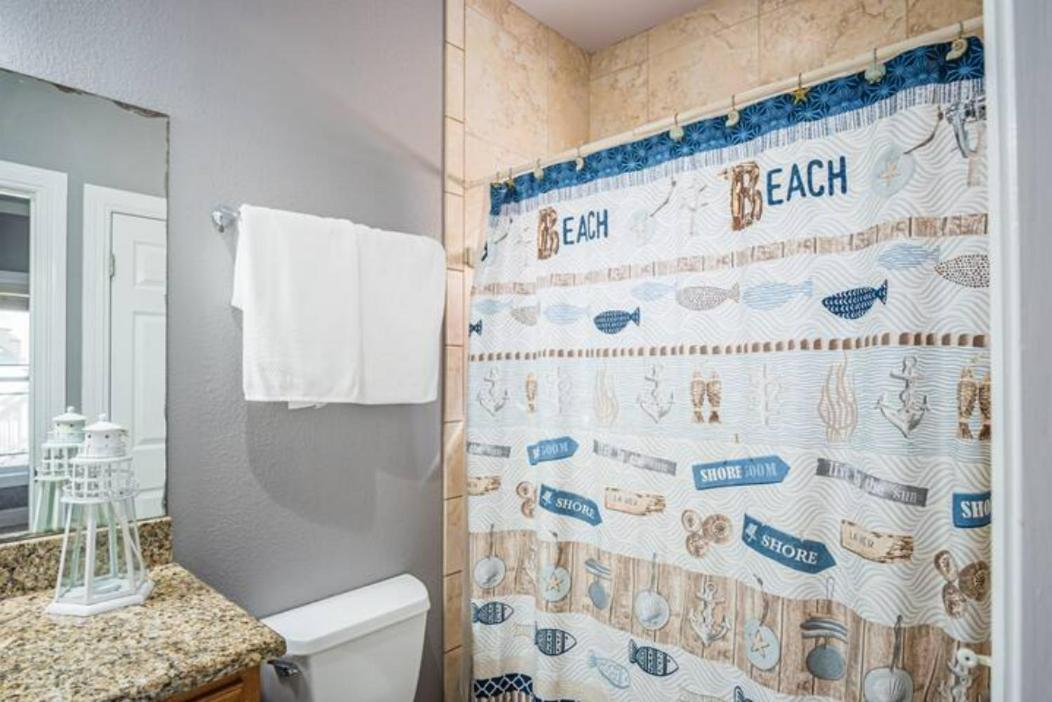 7 Bedroom Home Steps To The Beach With 4 Patios And Pool! Sleeps 20 Port Aransas Luaran gambar