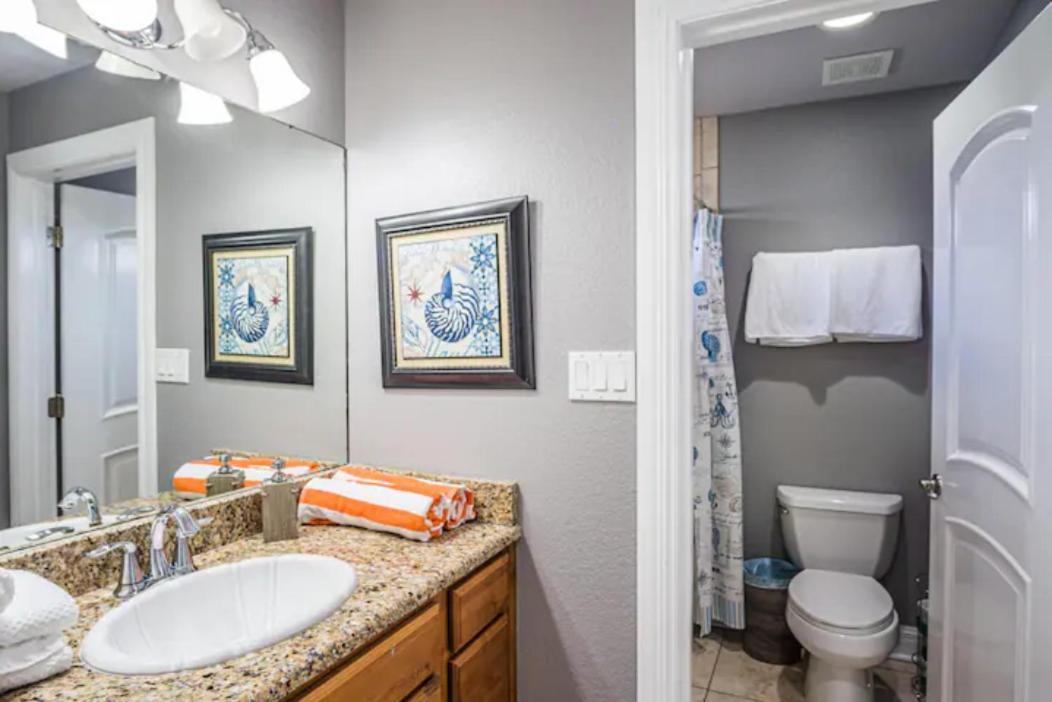 7 Bedroom Home Steps To The Beach With 4 Patios And Pool! Sleeps 20 Port Aransas Luaran gambar