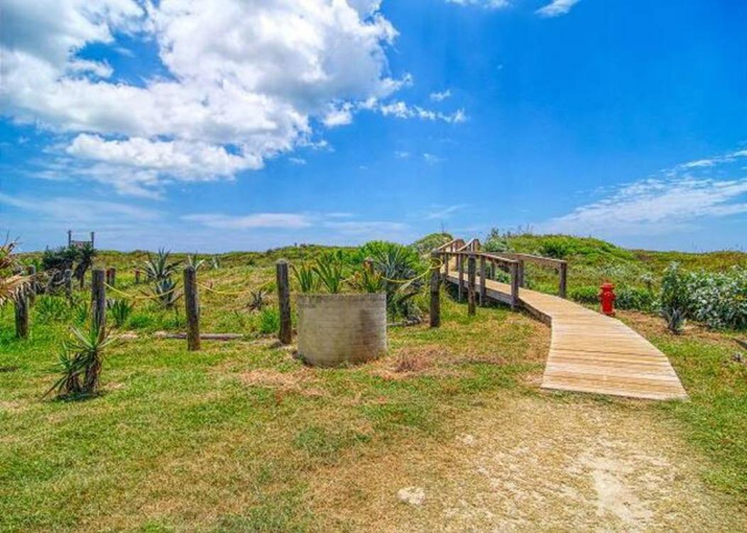 7 Bedroom Home Steps To The Beach With 4 Patios And Pool! Sleeps 20 Port Aransas Luaran gambar