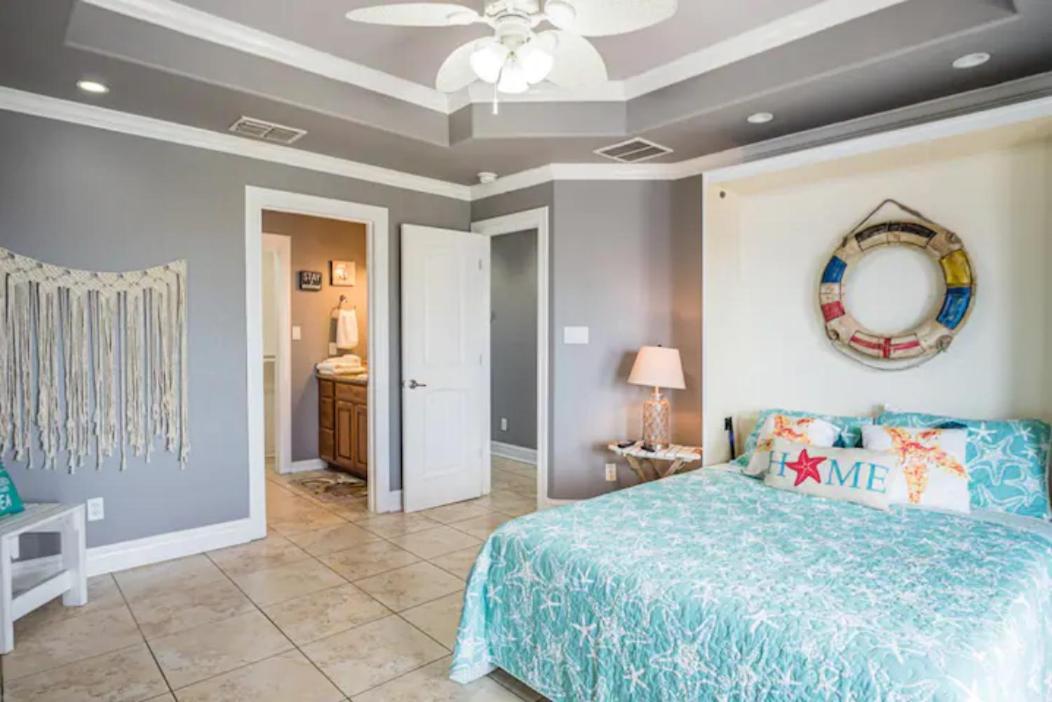 7 Bedroom Home Steps To The Beach With 4 Patios And Pool! Sleeps 20 Port Aransas Luaran gambar